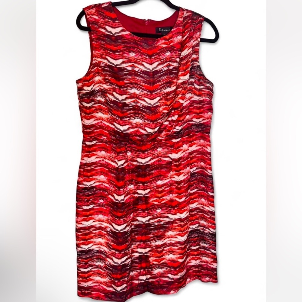 S.L. Fashions Red and White Wave Mini Dress